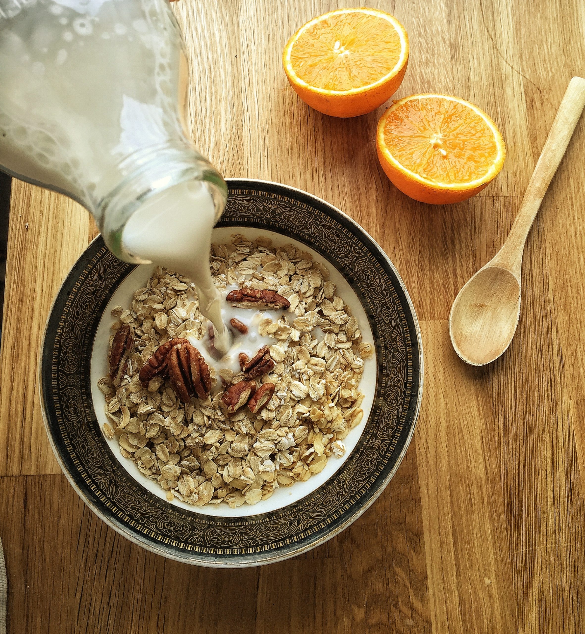 The benefits of eating oatmeal for breakfast